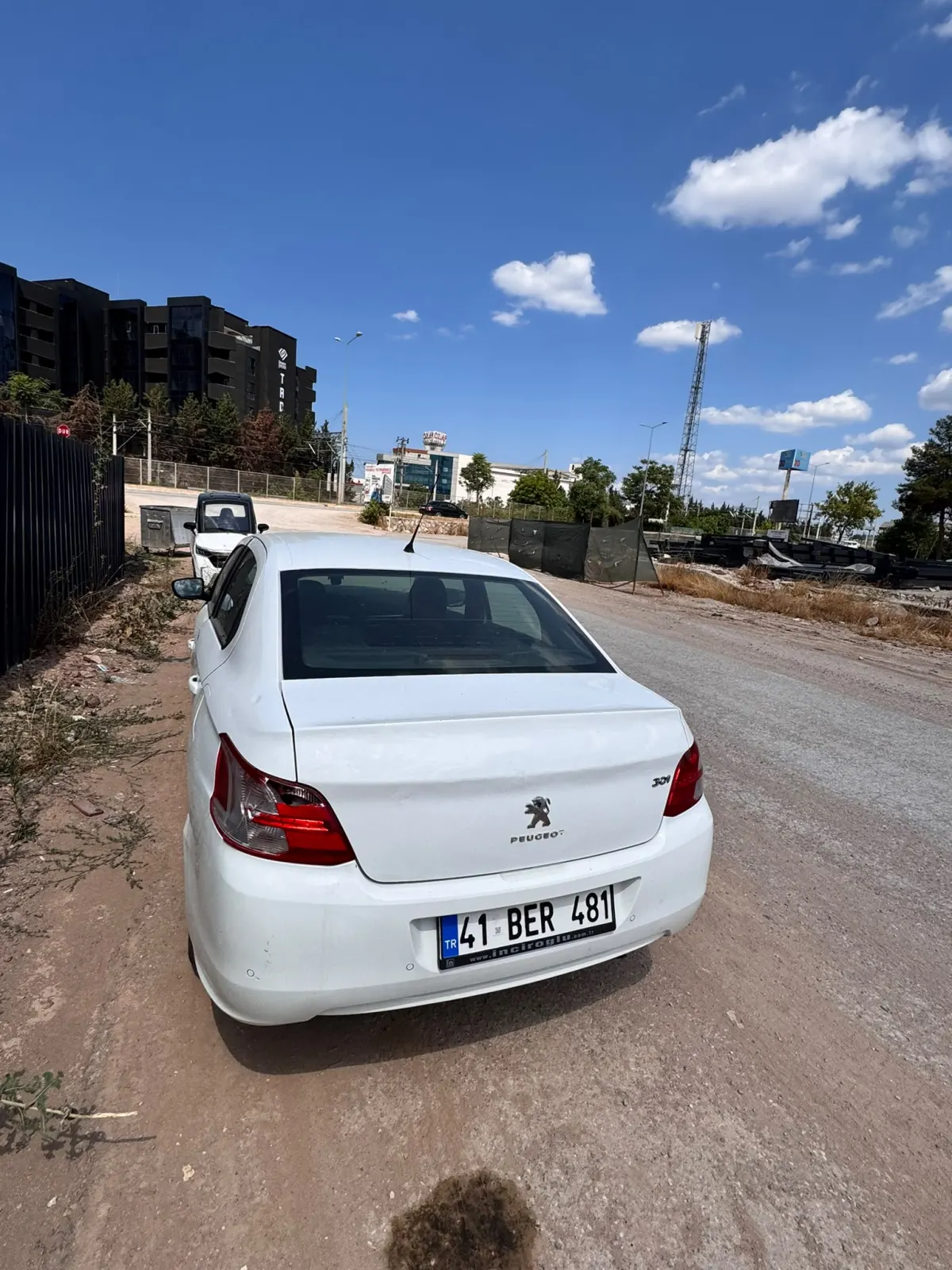 Sahibinden Keyfe Keder Çıtır Hasarlı Peugeot 301 — küçük resim 2