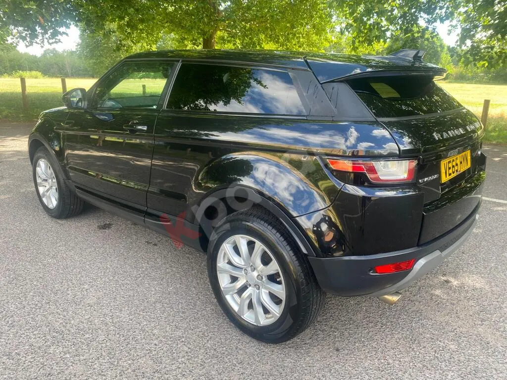 2016 Model Land Rover Range Rover Evoque 2.0 TD4 SE Tech Auto 4WD Euro 6 (s/s) 3dr — küçük resim 6