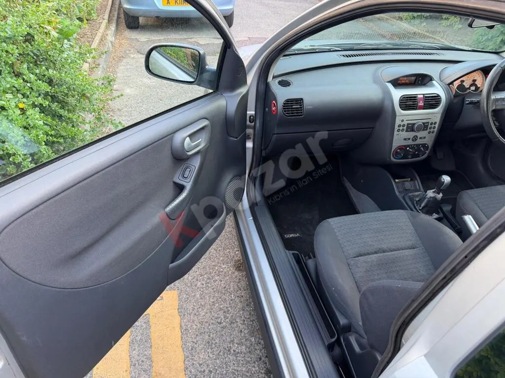 2006 Model Gümüş Renk Temiz Bakılmış Vauxhall Corsa Hatchback — küçük resim 8