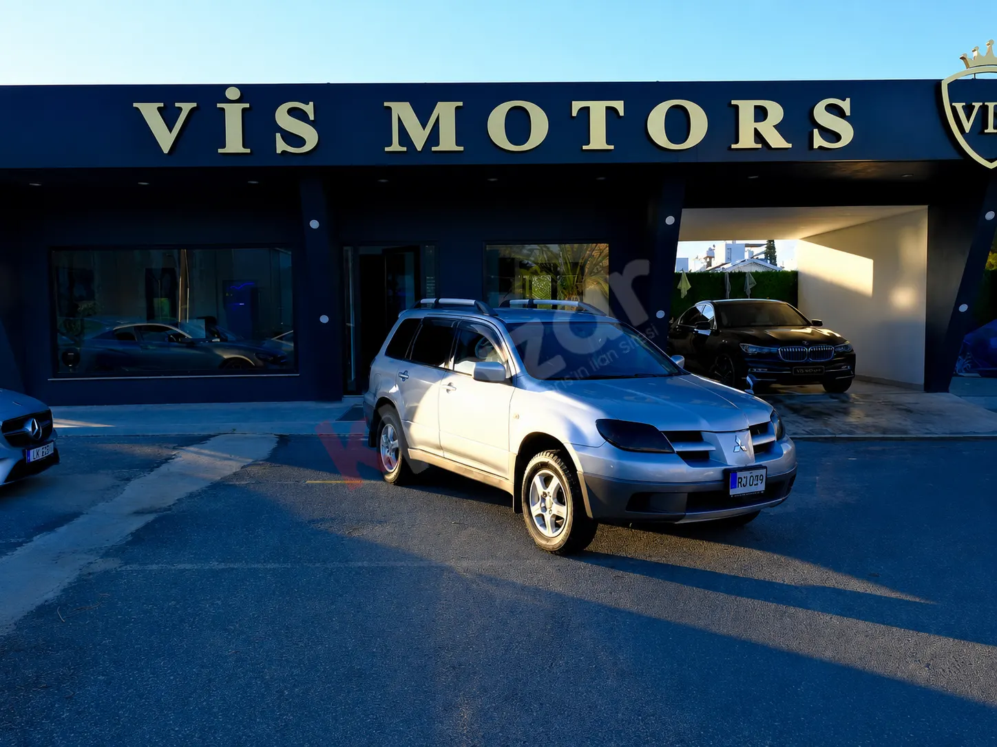 2003 Model Otomatik Mitsubishi Outlander