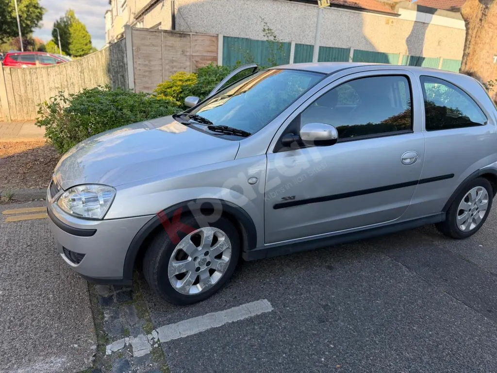 2006 Model Gümüş Renk Temiz Bakılmış Vauxhall Corsa Hatchback — küçük resim 7